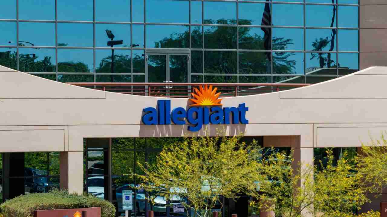 How Do I Ask A Question At Allegiant Airlines?